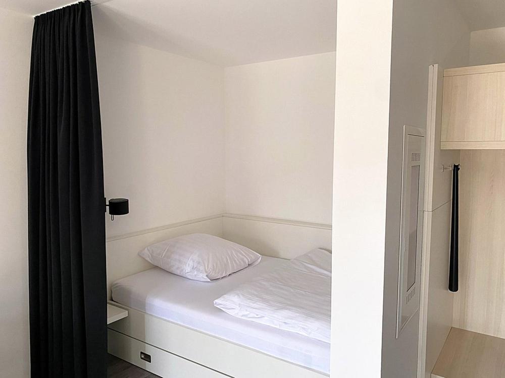 U37 Apartment *